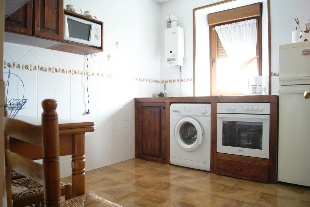 Casa Sara Appartement La Franca Buitenkant foto