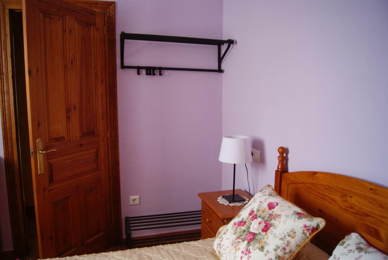 Casa Sara Appartement La Franca Buitenkant foto