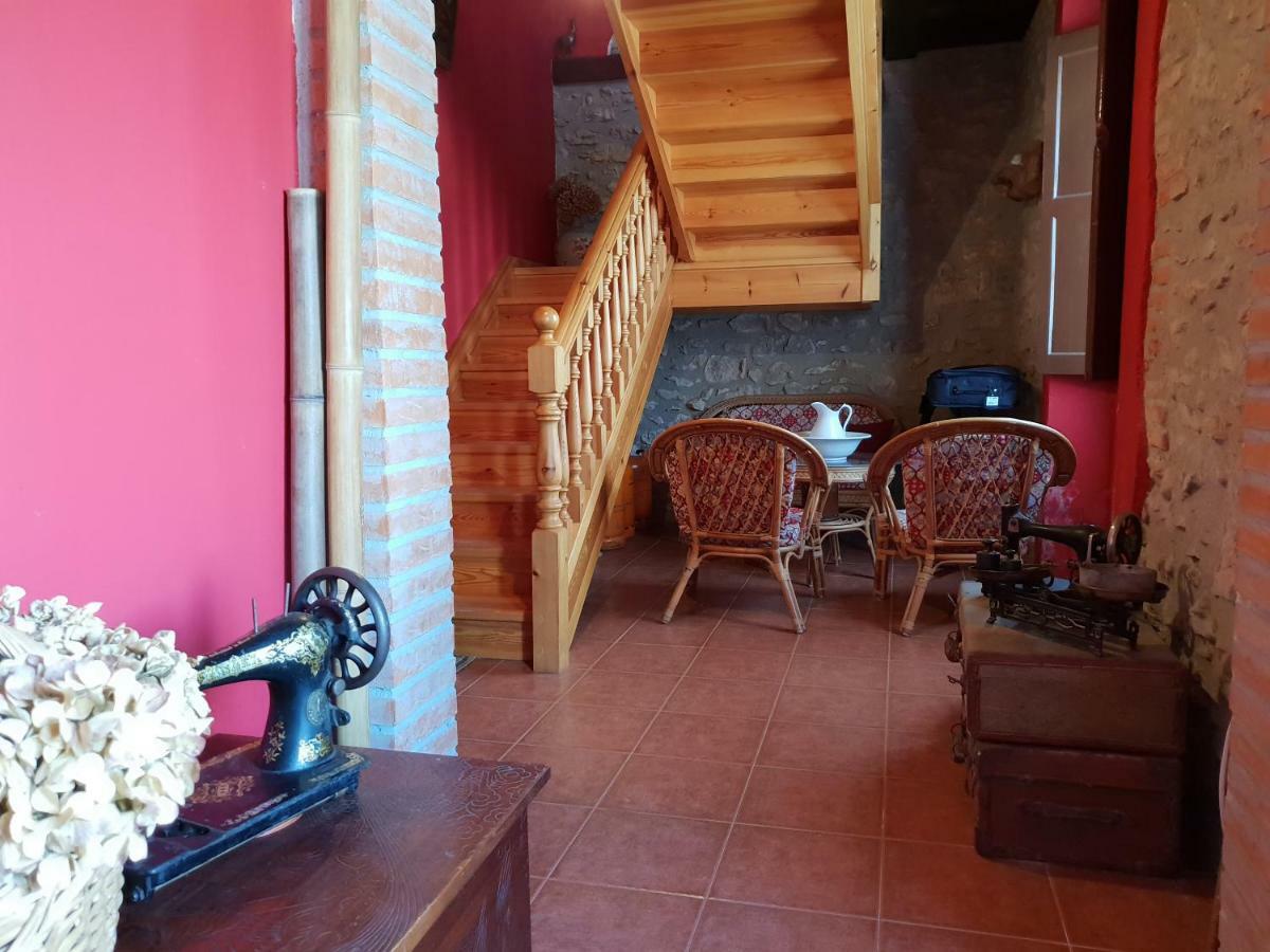 Casa Sara Appartement La Franca Buitenkant foto